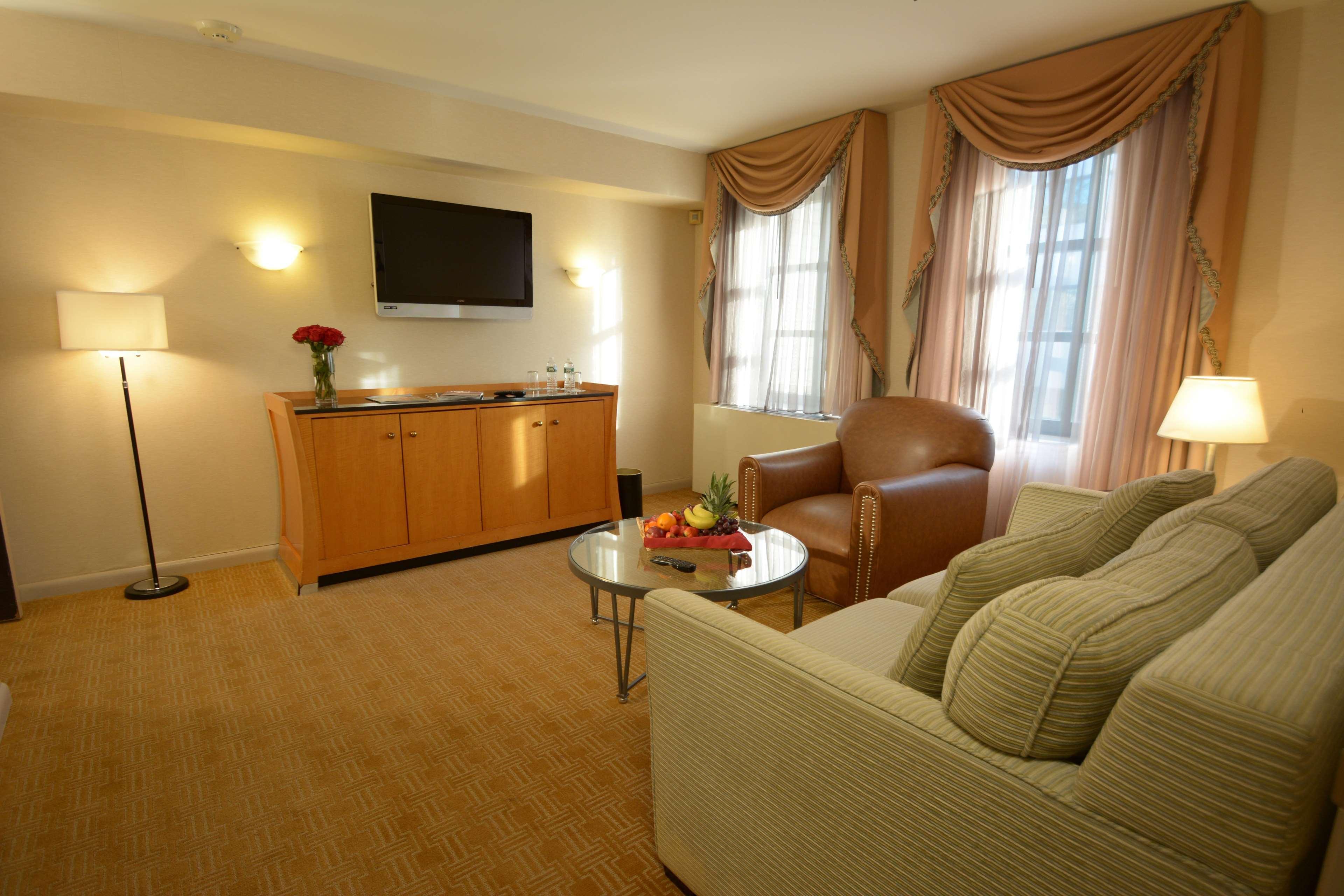 Inn At Грейт Нек Екстериор снимка