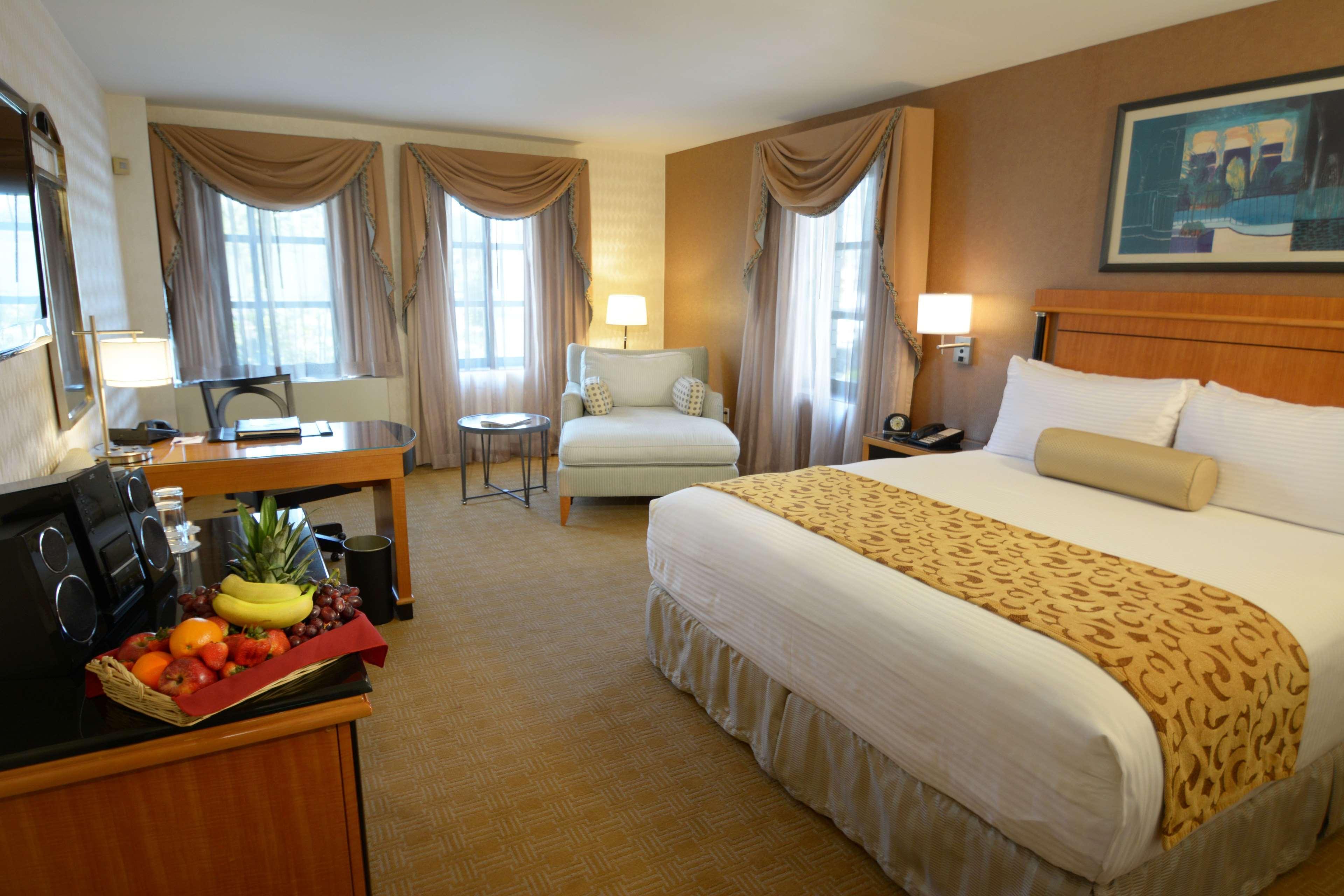 Inn At Грейт Нек Екстериор снимка