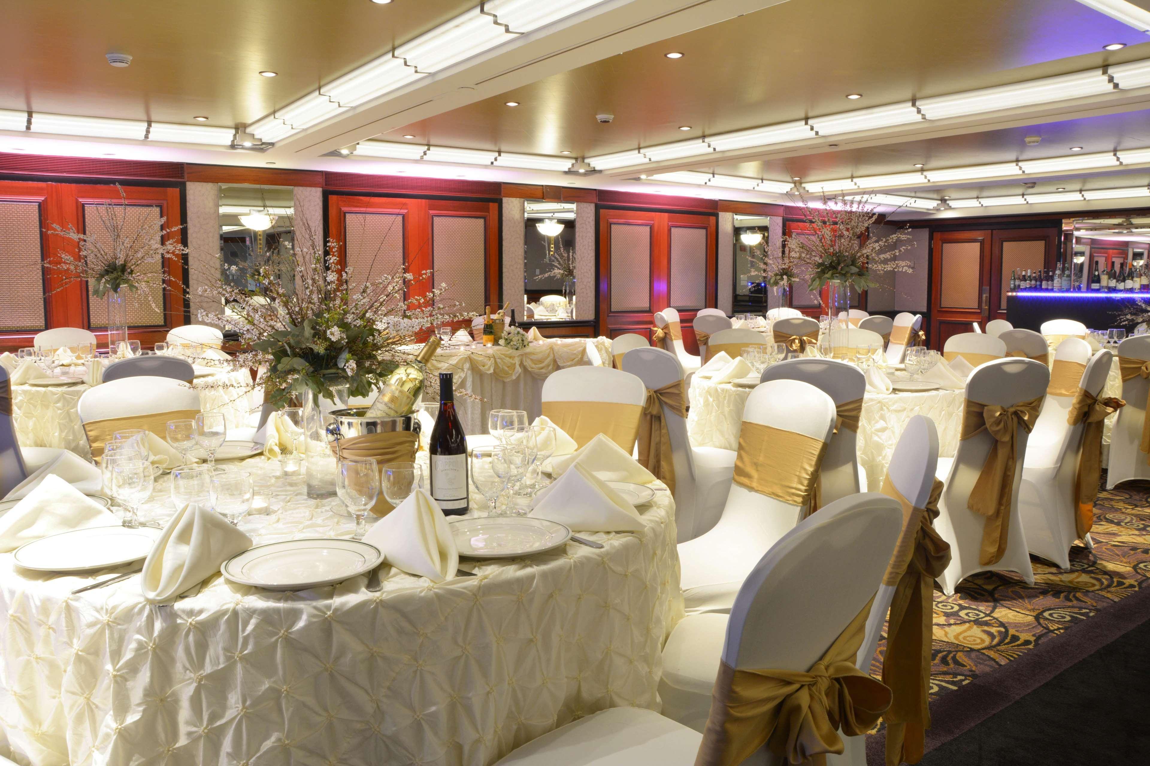 Inn At Грейт Нек Екстериор снимка