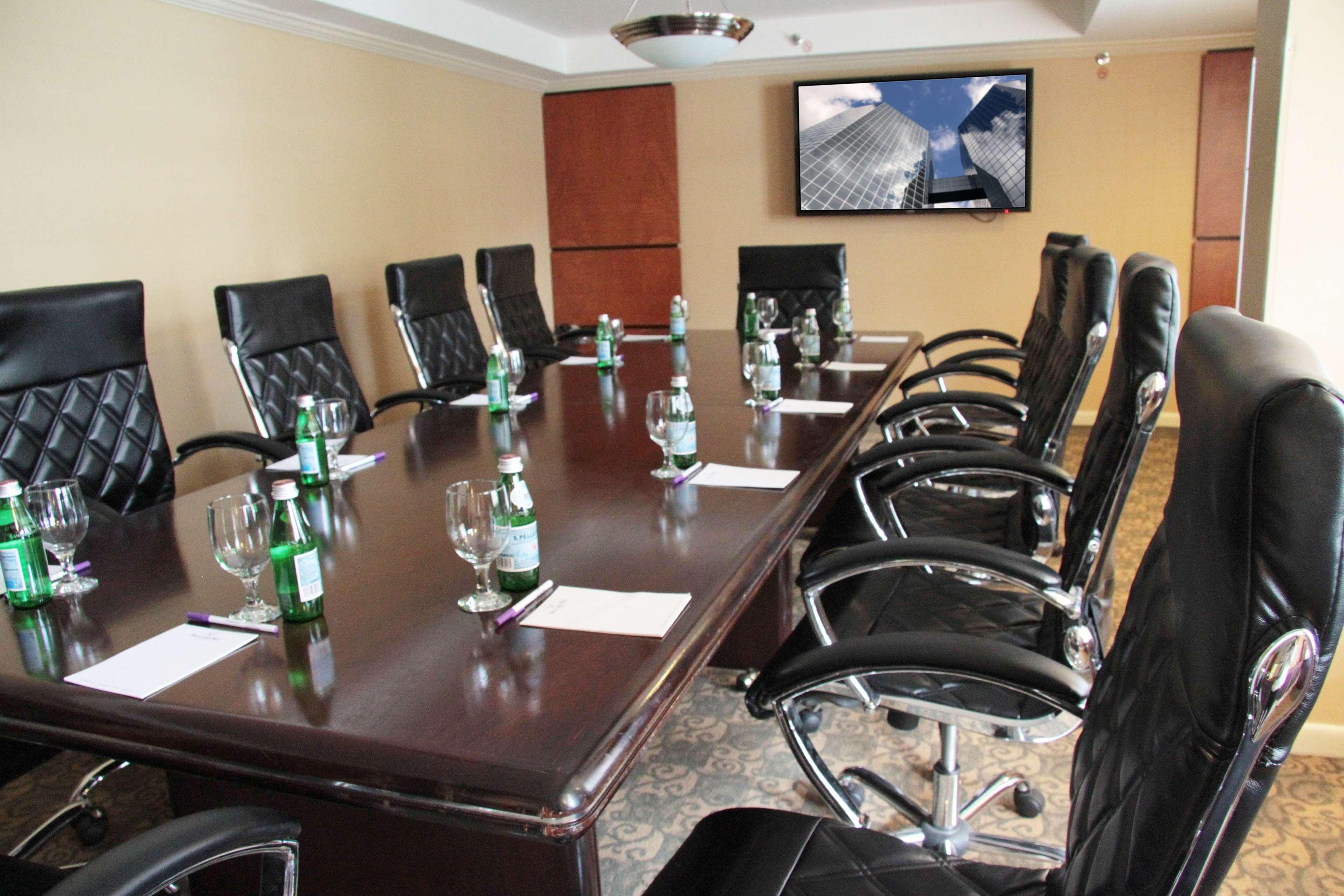 Inn At Грейт Нек Екстериор снимка